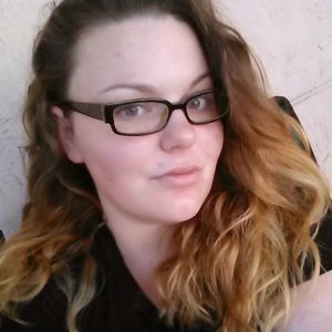 Meet your Posher, Eva